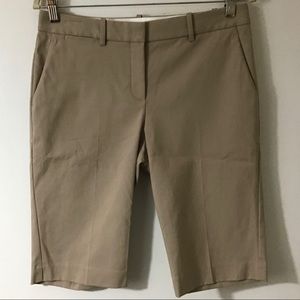 Theory Palmer S. Canvas Shorts in Fawn Size 6
